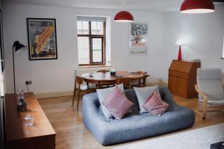 Spacious Grade II Listed Flint Cottage Sleeps 2 - Norwich - 7