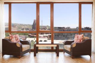 2 Bedroom Large apartment with Great view! - Erevan - 0