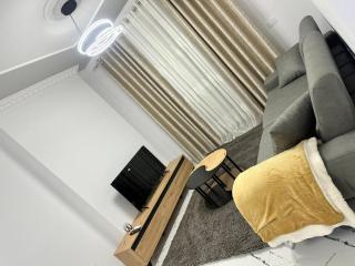 Golden Bliss Apartment - Tirana - 0