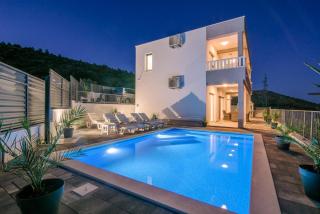 Villa Mari - Marina - 0