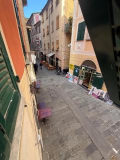 WELCOME RIVIERA Mazzini 77 appartamento lusso nel centro di Rapallo,WIFI, condizionamento in ogni stanza, attrezzato con tutto quello che serve in una casa, per un soggiorno da favola, parcheggio a pagamento 15euro al giorno da prenotare in anticipo - Rapallo - 6