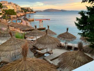 Beachfront Apartment - Sarandë - 2