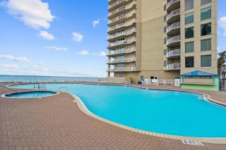 Tidewater Beach Resort by Panhandle Getaways - Panama City Beach - 8