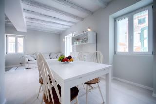 Zoia's Kut House - Vis - 7