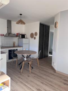 Jolie maison avec jardin, 2 chambres - Saint-Jean-de-Fos - 7