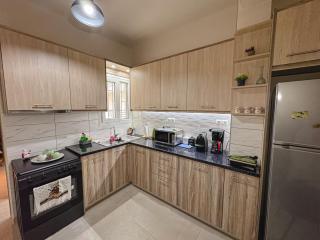 Spacious & Sunny 3BDR Apartment - Athens - 7