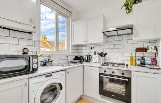Serviced Apartment London great for contractors 2 mins from train station and near Tottenham Stadium - Londra - 9