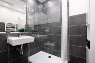Panoramic App A02-9 Schick-Lounge - 1