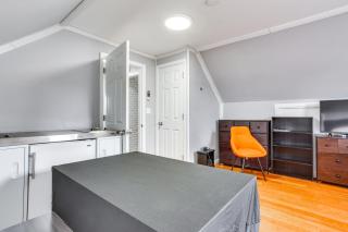 Long Island Duplex By Airport and Train - Valley Stream - 2