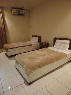 النرجس للعزاب فقط - Al Khobar - 2