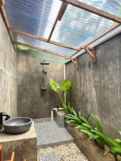 Noli - Quiet 2-BR House for Couples and Friends - Kuta Lombok - 3