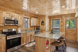 You Are My Sunshine - 3 BR Cabin - Downtown Pigeon Forge!! - Pigeon Forge - 8