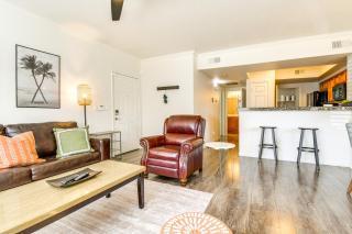 3 Mi to TPC Chic Condo with Pool Access and Grills - Scottsdale - 5