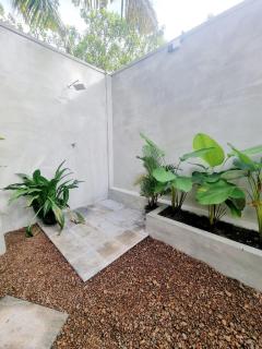 The Calm Villa - 3