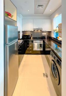 Airstay - 1BR - Pool Views - Near Marina Mall - Monthly Offer Available - 1