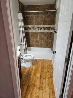 New Modern 2 BR in Excellent Location (201) - Maryville - 3