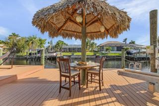 Gulf Access, Dock with Tiki, Heated Pool & Pool Table - Mango Paradise-Roelens - Cape Coral - 5