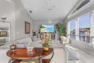 Gulf Access, Dock with Tiki, Heated Pool & Pool Table - Mango Paradise-Roelens - Cape Coral - 1