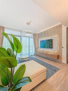 Palace residences Creek view - 5