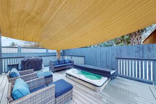 Shorty's Bungalow - Galveston - 8