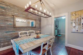 Shorty's Bungalow - Galveston - 3
