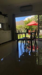 7 Olivos Departamento Interno hasta 4 personas con Pileta compartida - - 8