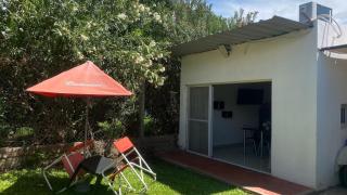 7 Olivos Departamento Interno hasta 4 personas con Pileta compartida - - 9