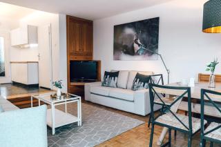 Haus Astrid & Summer Card - 6