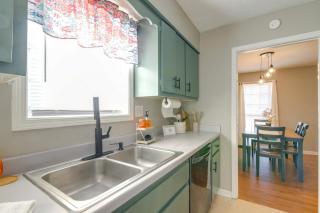4 Mi to Shelby Farms Park Memphis Home with Patio! - Memphis - 5