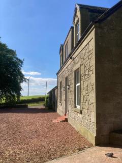 Marshill Farmhouse - - 7