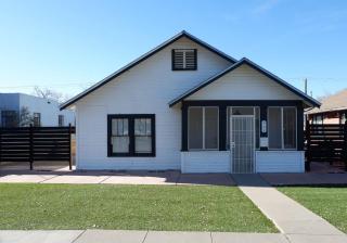 Bricklight District Modern Cottage - Albuquerque - 0