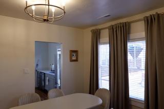 Bricklight District Modern Cottage - Albuquerque - 7