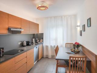 Falk Homes- Luxus City Apartment, ideal für Geschäftsreisende & Familien - nahe Messe, mit Balkon, Arbeitsplatz & Parkplatz im Zentrum Nürnbergs, self check-in - Nuremberga - 4