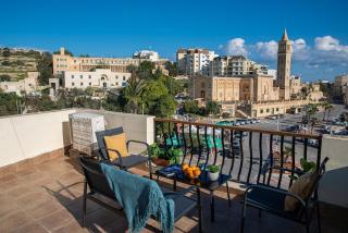 Seafront 4-Bed Townhouse with Breathtaking Views - Iż-Żlielaq - 8