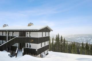 Hafjell Front 8pers Ski InOut - 2