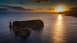 Blue And Gold Cozy Home - 8