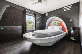 Sleeps 18 Solterra Resort Pool GameRoom Themed BDRs Broad Oak by AvantStay - Davenport - 7