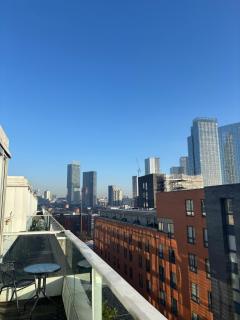 City Centre Rooftop Apartment with Free Secure Parking - Manchester - 1