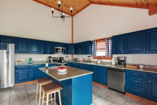 Smoky Ridge Newly Renovated Cabin w Indoor Pool Game Room Theater - Sevierville - 1