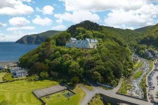 Harbour Watch, Stunning 2 BD Apt, Family Friendly, Sea View, Parking - 1