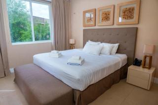 Luxury Disney Villa 3BR Each with Private Bath 5 Mins to Parks - 9