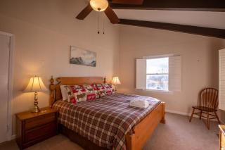 The Tee House - Beech Mountain - 1