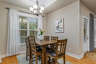 Manassas House 4 BDR Patio Firepit - 2