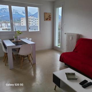 T4 pour 6p - Balcon - Parking gratuit - Fibre - Chambéry - 9