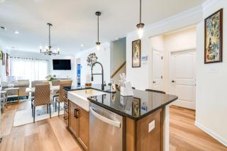 12 Mi to Dtwn Richmond Spacious Home with Deck! - 1