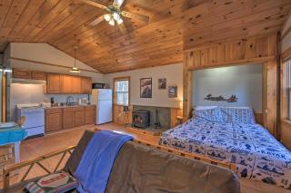 Cabin with Hot Tub - Near Nantahala Outdoor Center! - Bryson City - 4