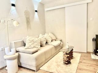 Robinson Crusoe Island Apartment - - 0