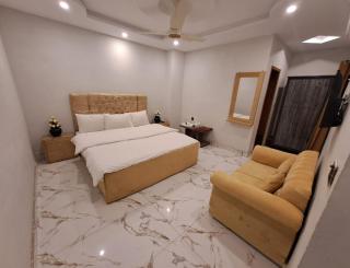 Hotel Crown Palace - Islamabad - 0