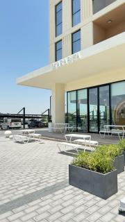 Sleeps 5, Luxe Apartment in Al Mamsha, Sharjah - Sharjah - 5