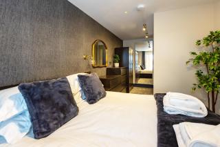 Le Mini Metro Ground Floor by i-Stay Whitby - 2